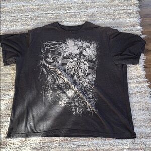 Black Short Sleeve Tee with graphic cross Size 4XL